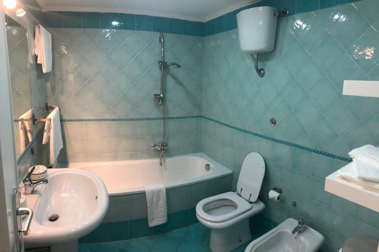 La Casetta Rossa Napels Buitenkant foto